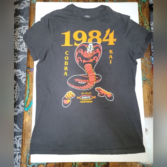 Men's Medium Cobra Kai Karate Kid Tee Shirt T-Shirt - Picture 1 of 3